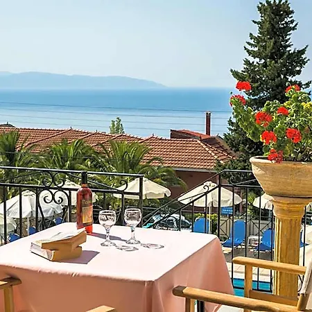 Otel Saulas 3*