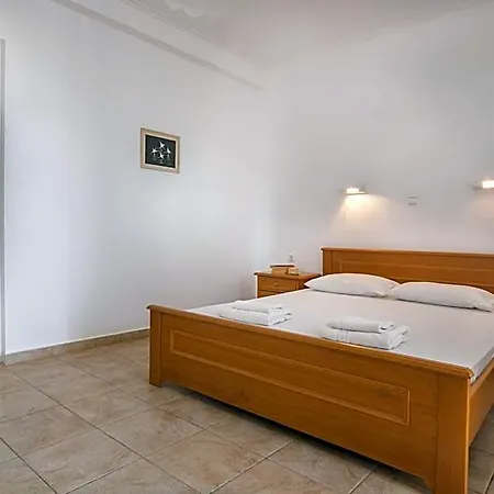 Saulas Otel